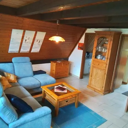 Haus Biene H-11 بيت للعطل *